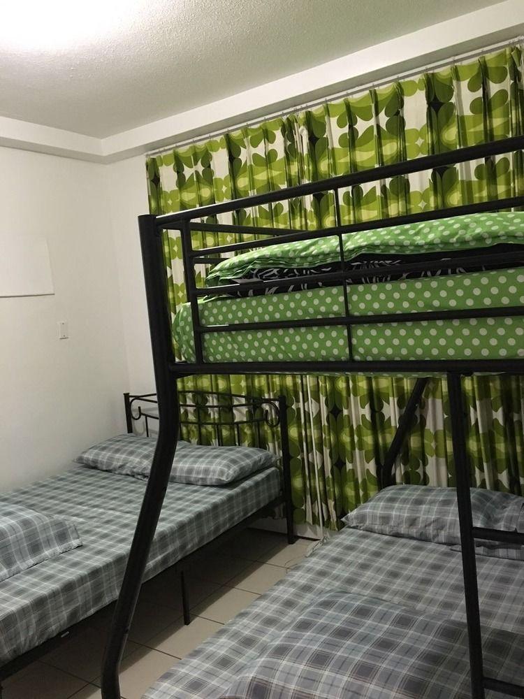 University Apartment Торонто Екстериор снимка