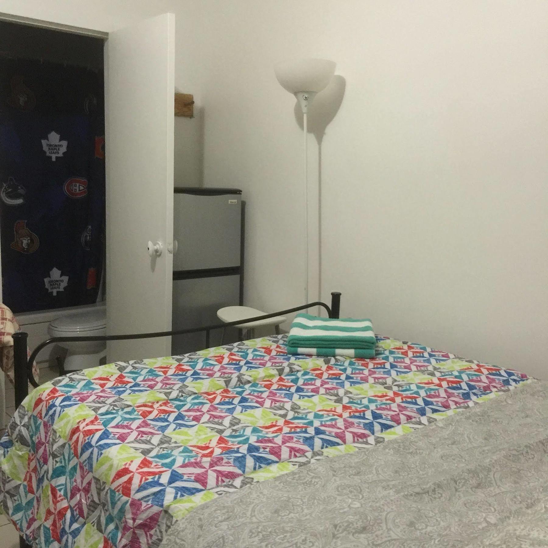 University Apartment Торонто Екстериор снимка