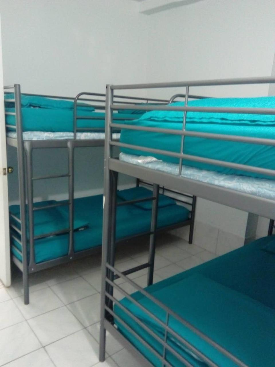 University Apartment Торонто Екстериор снимка