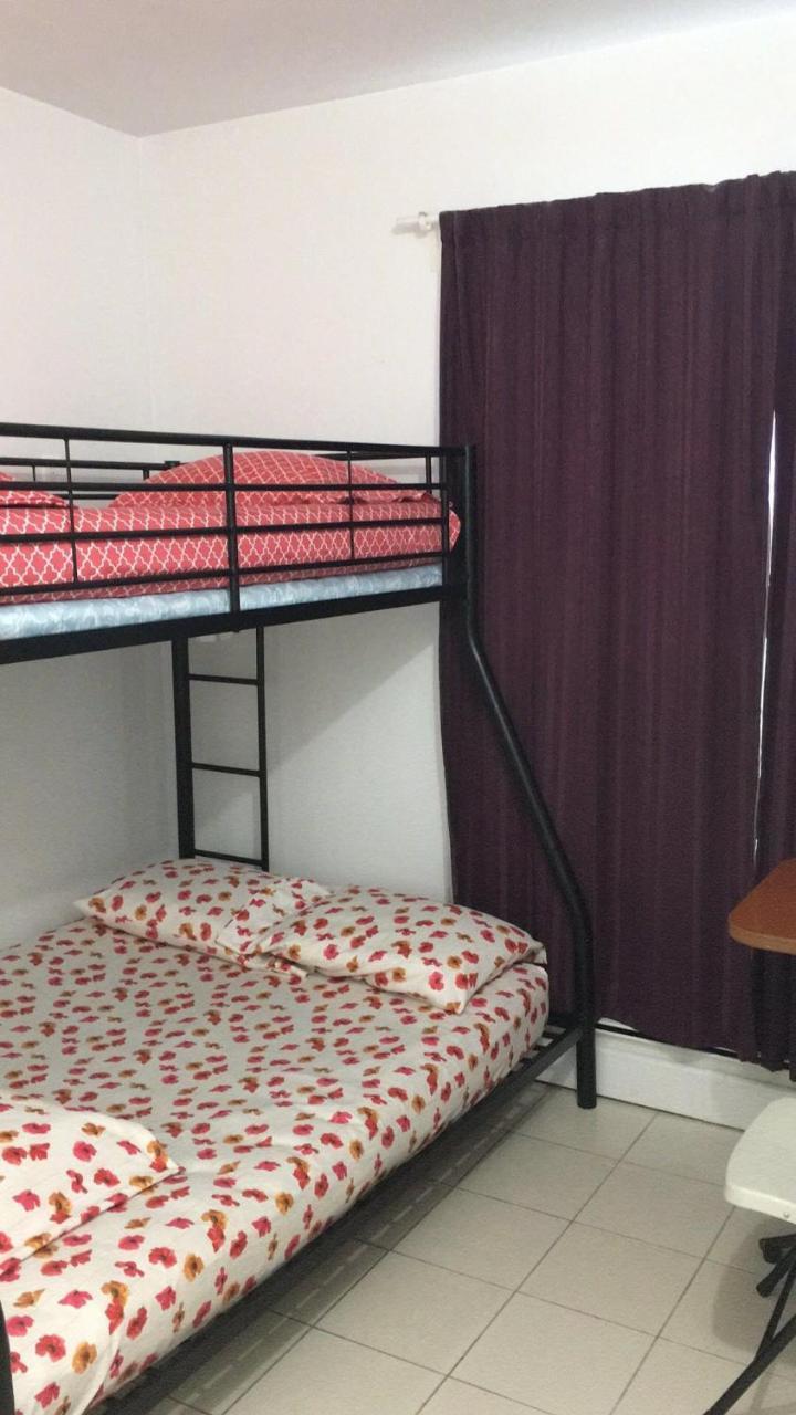 University Apartment Торонто Екстериор снимка