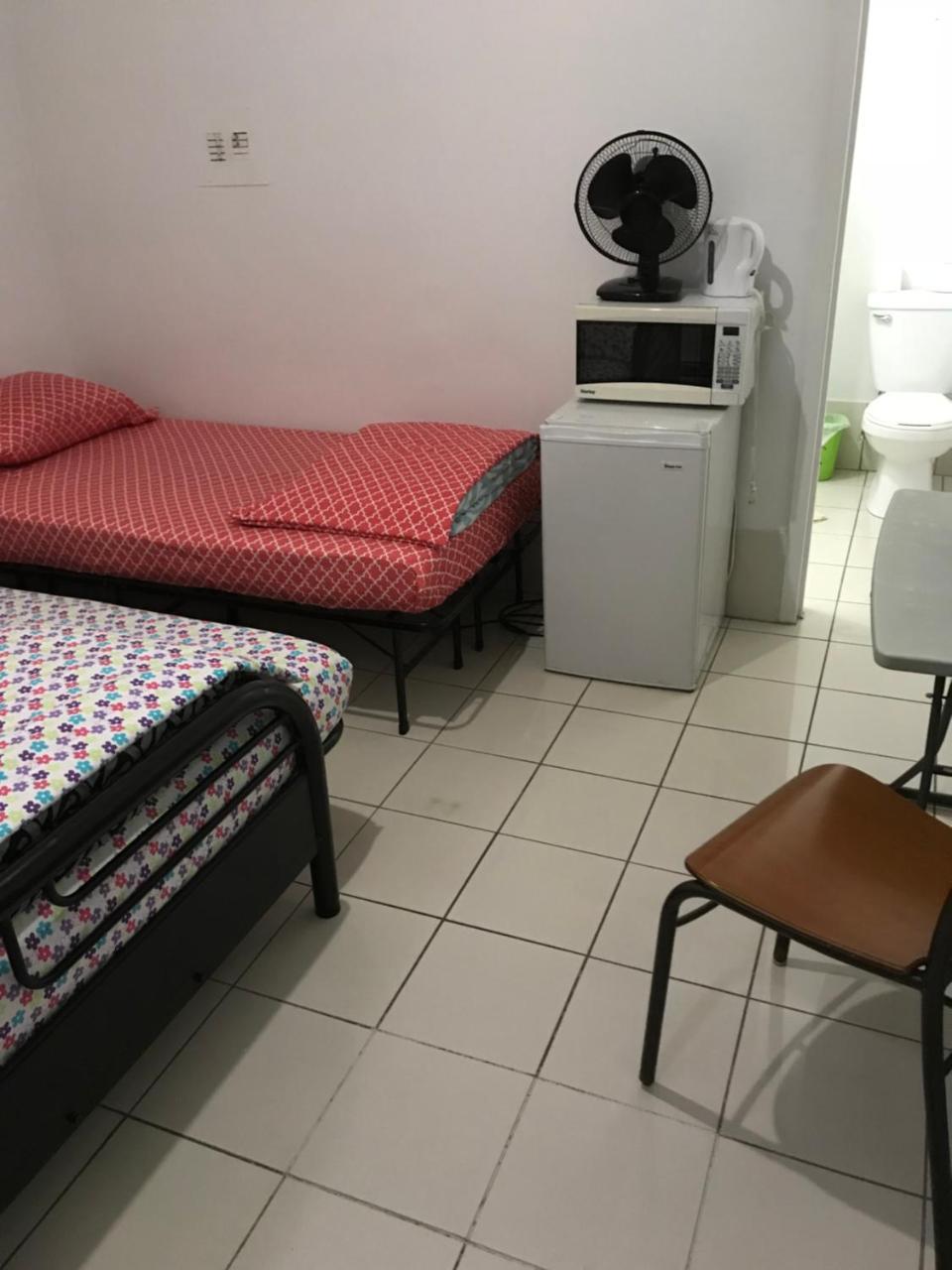 University Apartment Торонто Екстериор снимка