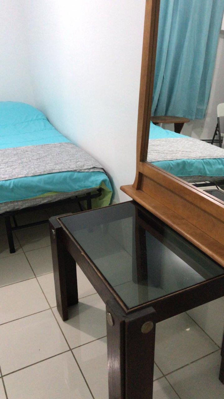 University Apartment Торонто Екстериор снимка